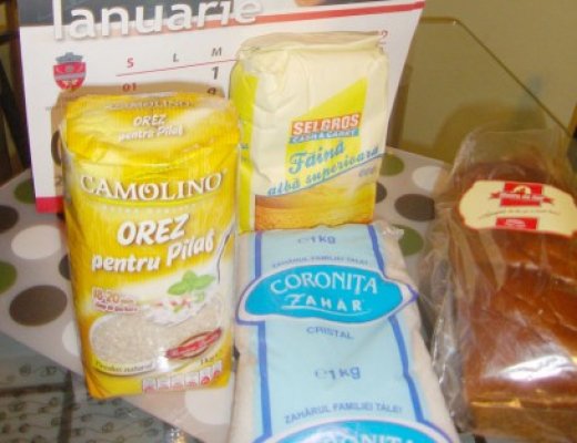 Edilul din Valu lui Traian a împărţit daruri localnicilor